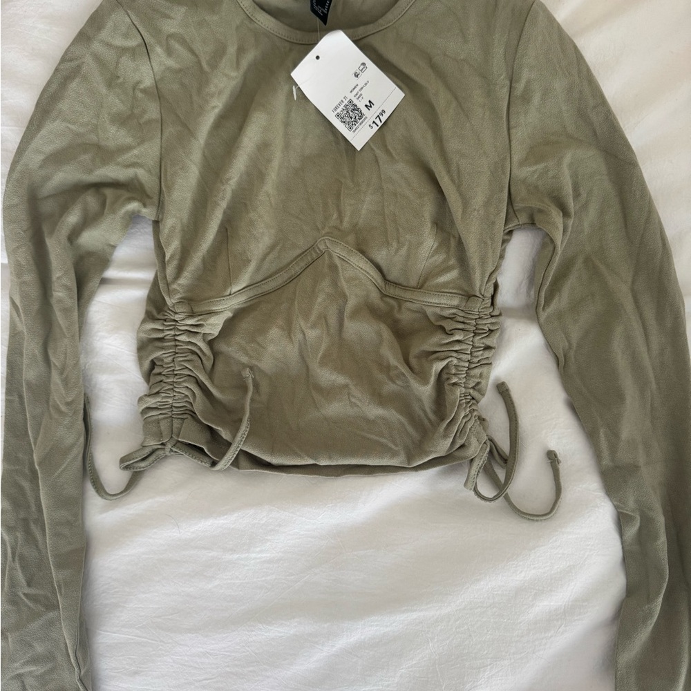 Forever 21 Green Long Sleeve Ruched Crop Blouse